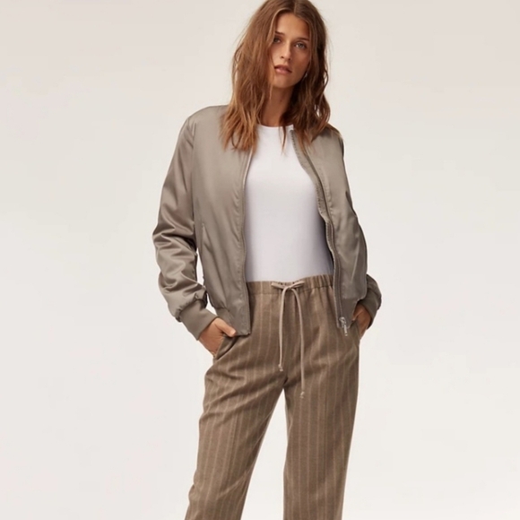 Babaton Aritzia Gilroy Zip Up Jacket Modern Taupe Lightweight Layering XS - Picture 1 of 14